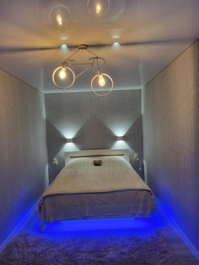 Амстердам Apartment เครเมนชุก ภายนอก รูปภาพ