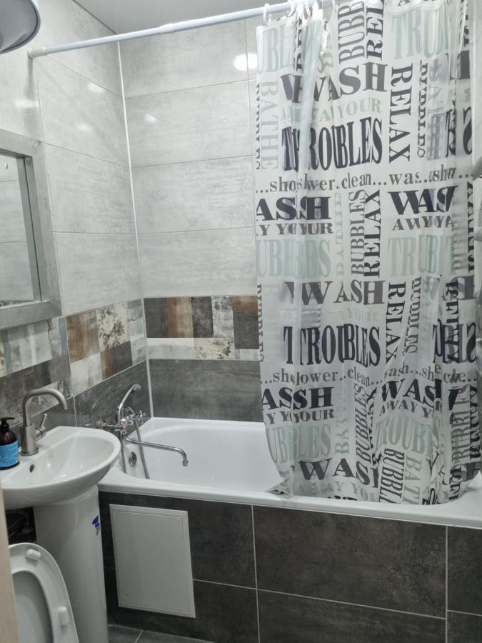 Амстердам Apartment เครเมนชุก ภายนอก รูปภาพ